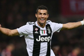 乐鱼体育app-马赛训练开放日，今夜主帅复盘引欢呼，NBA总决赛在即，球探报告显示潜力