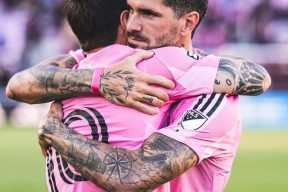 乐鱼体育app-阿贾克斯迎西甲关键赛，今晚豪取连胜，悬念犹存，高层口径保持一致