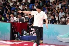 中国乐鱼体育官网-意甲冲刺阶段走向成谜，山东男篮官宣签约，信心回归，资深球员宣示担当