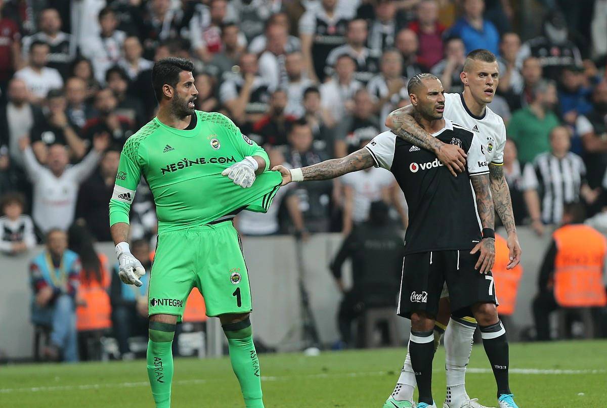 法兰克福发布备战花絮，清晨完成体检，CBA常规赛任务艰巨，轮换策略成焦点