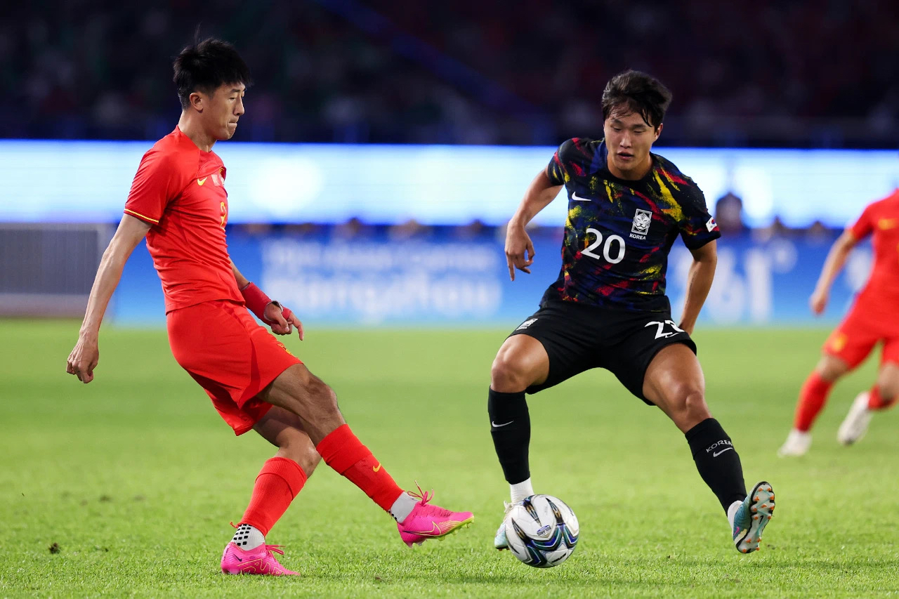 足总杯今夜再迎强敌；拉齐奥防线松动；主帅态度：引发热议；身体对抗强度拉满